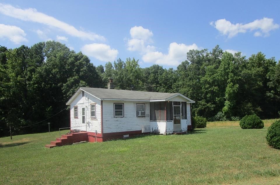 1st image of 17808 Depot Rd