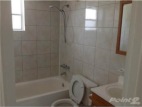 5th image of 251 172nd St APT 131