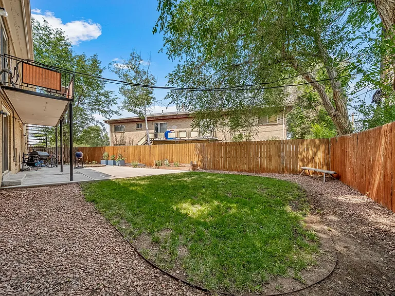 1770 Eaton St — Photo 11