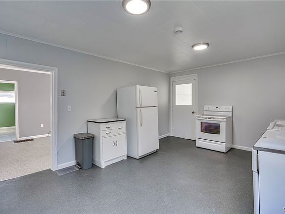 5th image of 34 Antwerp St