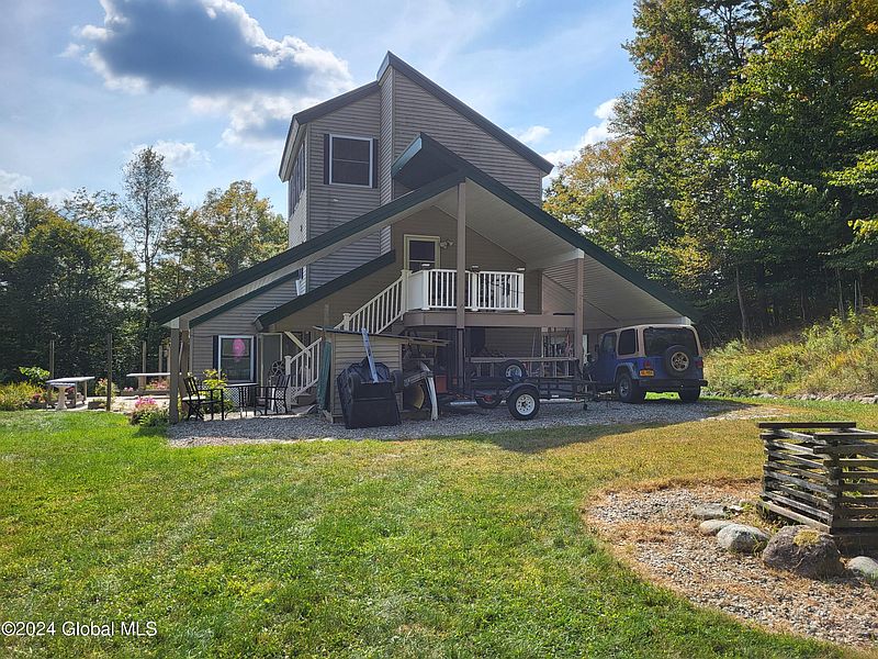 2nd image of 837 Black River Road