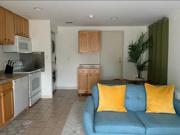 1815 Sherwood Rd #1, Silver Spring, MD 20902