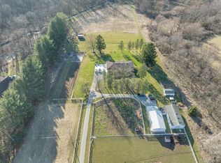 8501 S Rushton Rd, South Lyon, MI 48178