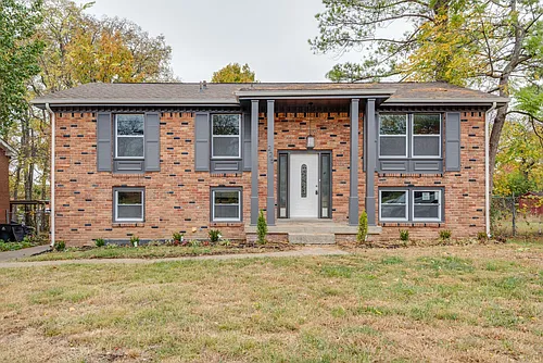 225 Eisenhower Dr Photo 1