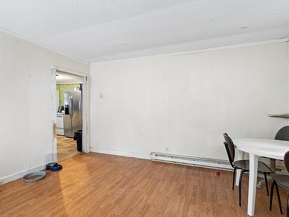 4th image of 305 Southview Dr
