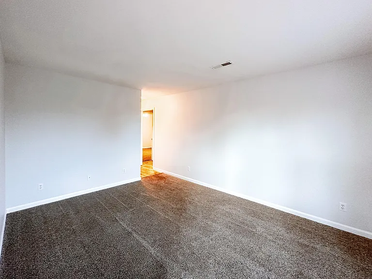 116 Ballygar St #H — Photo 5
