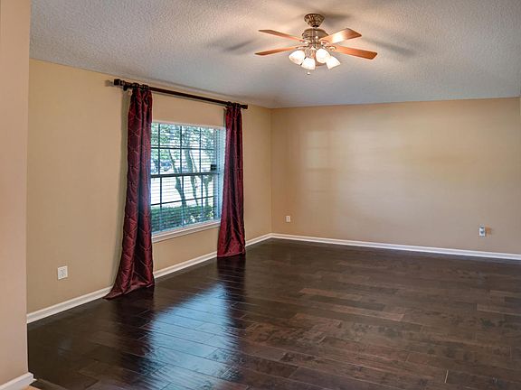 5th image of 3345 Horseshoe Trail Dr