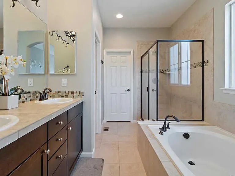 6805 S Quantock Way — Photo 10