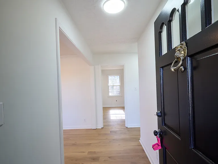 2823 Brackenwood Ct — Photo 2