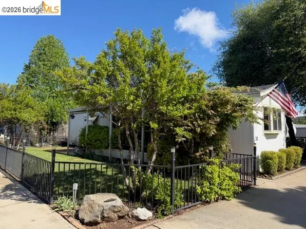 14192 Tuolumne Rd Space 31, Sonora, CA 95370