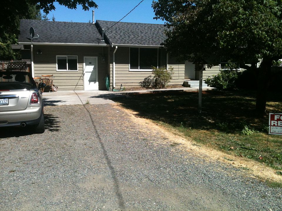 1st image of 3110 C St SE