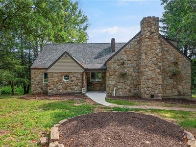 1042 Beacon Hill Rd, Gibsonia, PA, 15044