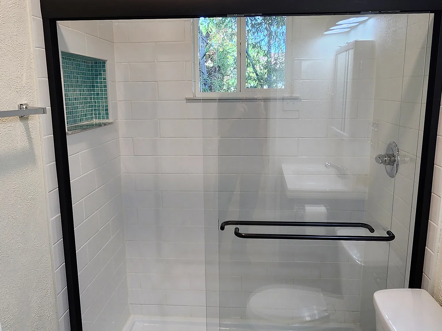 2 bed, 887 sqft, $995 — Photo 4
