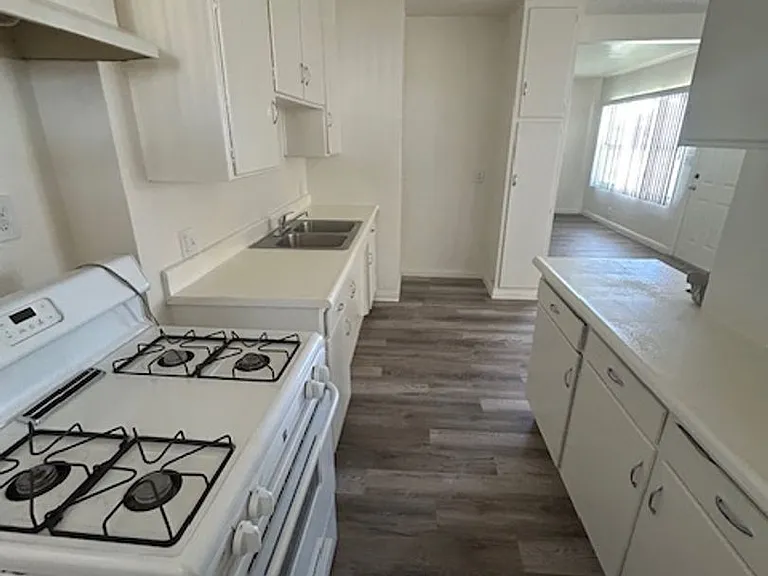 The Ridge I Apartments — Photo 13