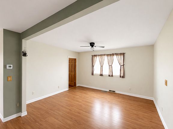 2nd image of 208 Margaret Ave