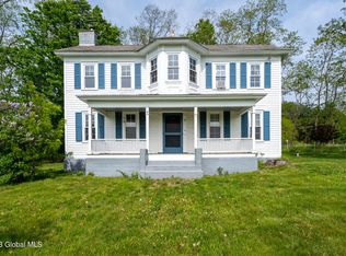 16 Barnes Mill Rd, Nassau, NY 12123