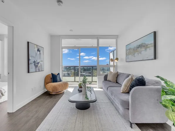 6463 Silver Ave #1105, Burnaby, BC V5H 0K4