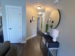 1851 Main St APT D, Lynden, WA 98264