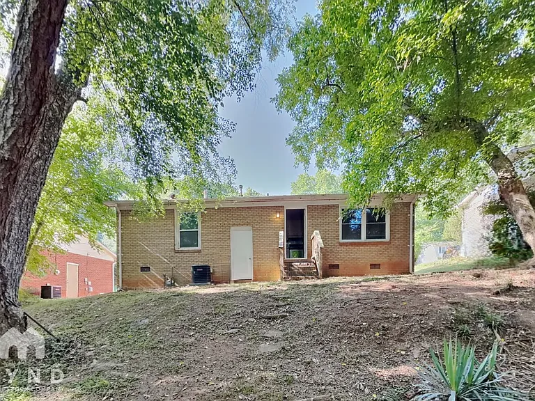 406 Edgegreen Dr — Photo 11