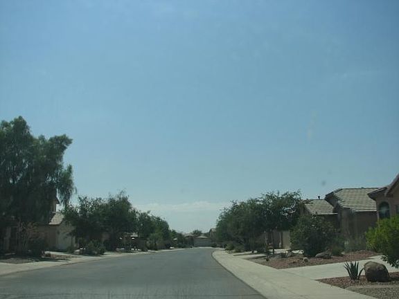 3rd image of 41943 W Michaels Dr