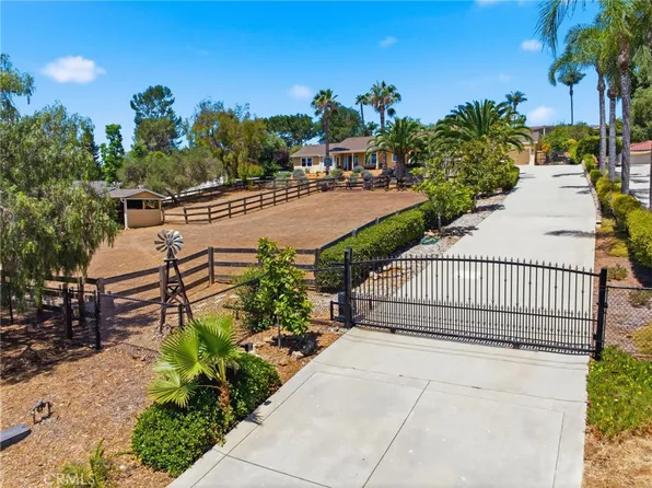 3839 Forbell Pl, Fallbrook, CA 92028