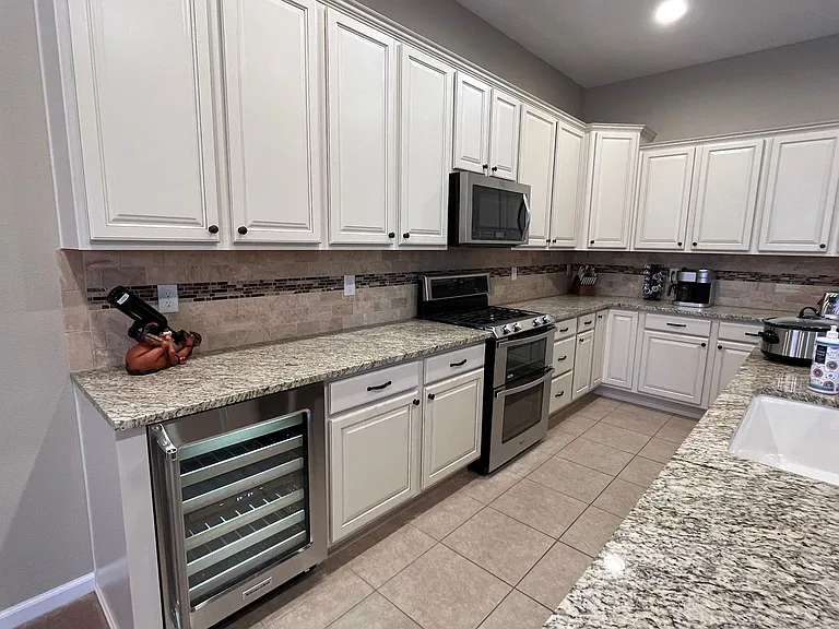 9675 Avitara Way — Photo 4