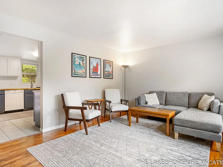 429 S Lakeshore Dr — Photo 19