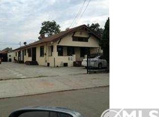 300 E 48th St, Los Angeles, CA 90011