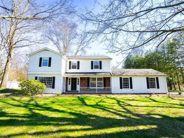 4025 Whippoorwill Way, Youngstown, OH 44505