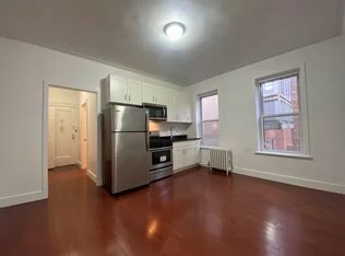 4335 42nd St #2, Sunnyside, NY 11104