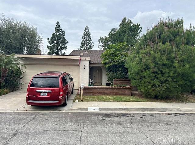 2nd image of 422 S Paseo Real