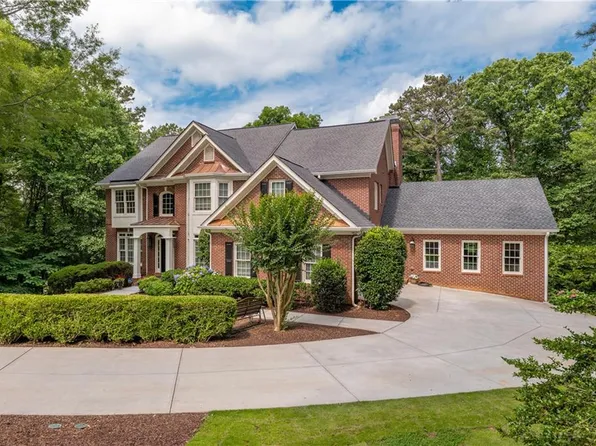 660 Glendalough Ct, Milton, GA 30004