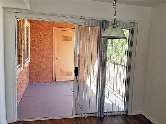 4th image of 351 E Pearl St APT 3204