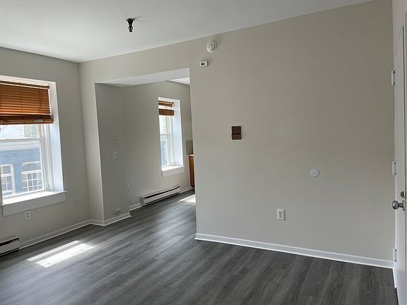 5th image of 11 Broadway #25