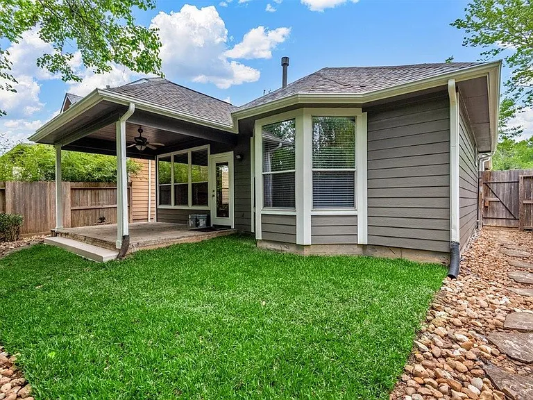 130 Zephyr Bend Pl — Photo 30