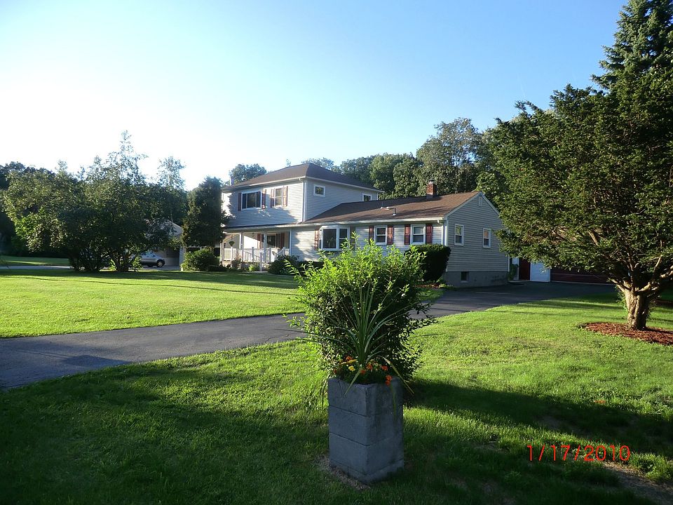 27 Heather Hills Dr,