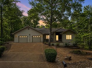 3 Encantado Way, Hot Springs, AR 71909