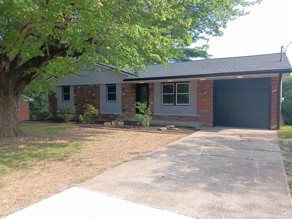 831 Treelane Dr, Newburgh, IN 47630