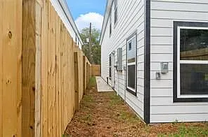 8215 Crestview Dr #A — Photo 2