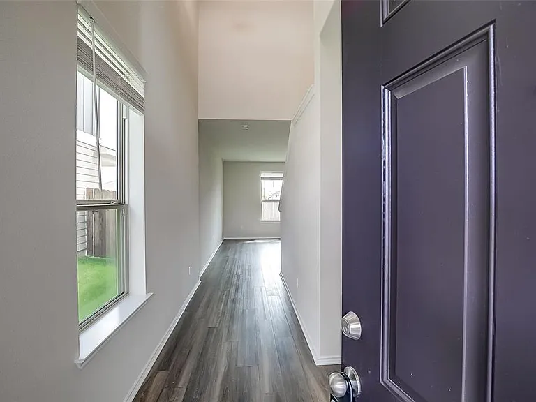 31 Pacific Loon St — Photo 3