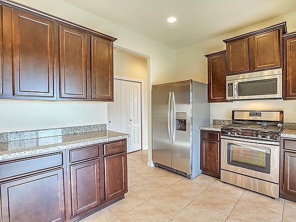 2nd image of 1544 Gulfstream Dr SE