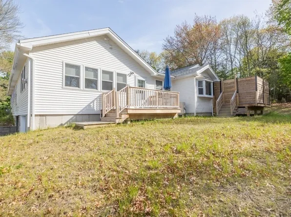 93 Summer St, South Walpole, MA 02071