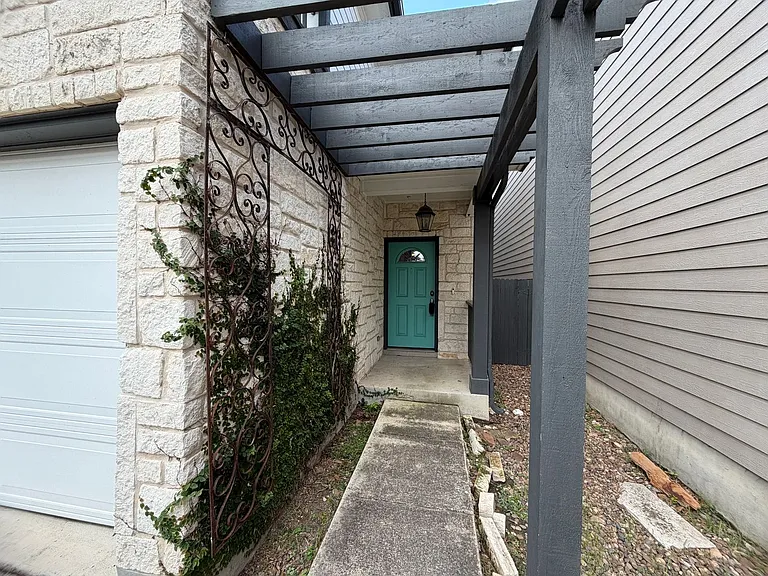 13104 Brook Arbor — Photo 2