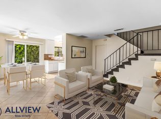 18841 Smokewood Cir #4, Huntington Beach, CA 92646