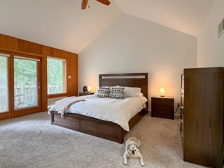 133 E Woods Dr — Photo 10