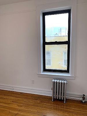 5th image of 25-55 32nd St #10