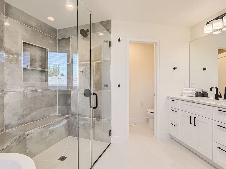 6694 Dutch Creek St — Photo 21