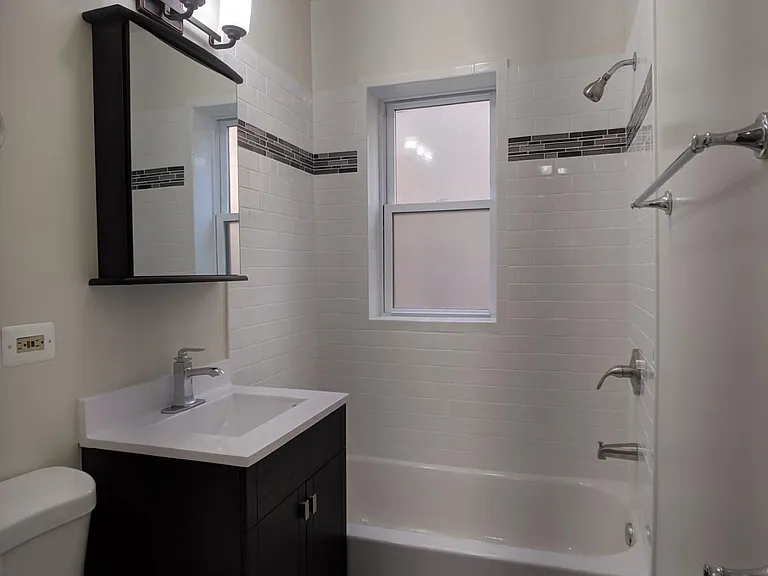 3814 N Greenview Ave #3817-3W — Photo 7
