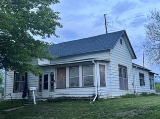 313 N Walnut St, Creston, IA 50801