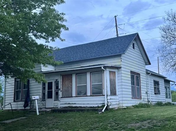 313 N Walnut St, Creston, IA 50801